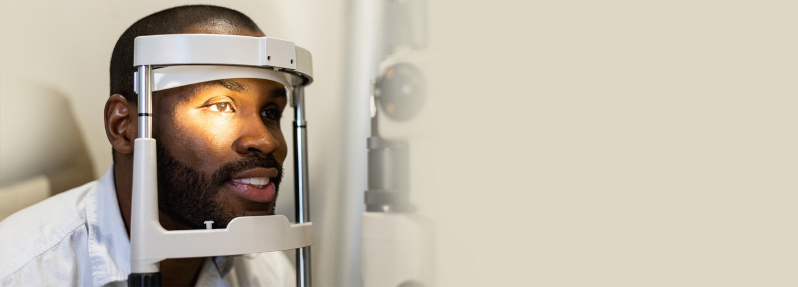 aplicação-intravitrea-de-anti-angiogenicos-crv-oftalmologia